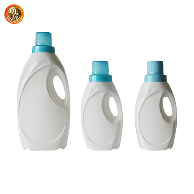 Botol plastik deterjen semi-transparan dengan tutup sekrup