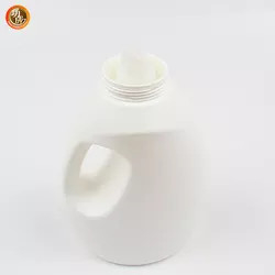 Pelembut Kain Disinfektan Botol Detergen Laundry Isi Ulang 1500ml
